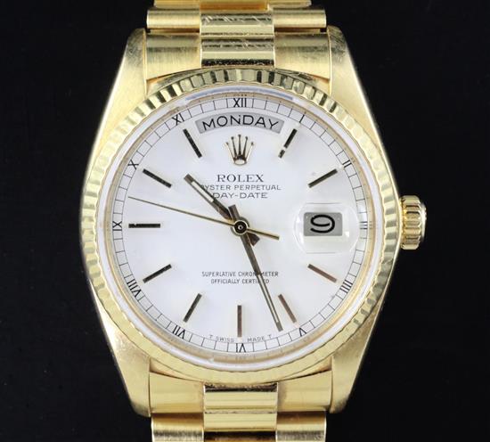 A gentlemens 18ct yellow gold Rolex Oyster Perpetual Day Date wrist watch,